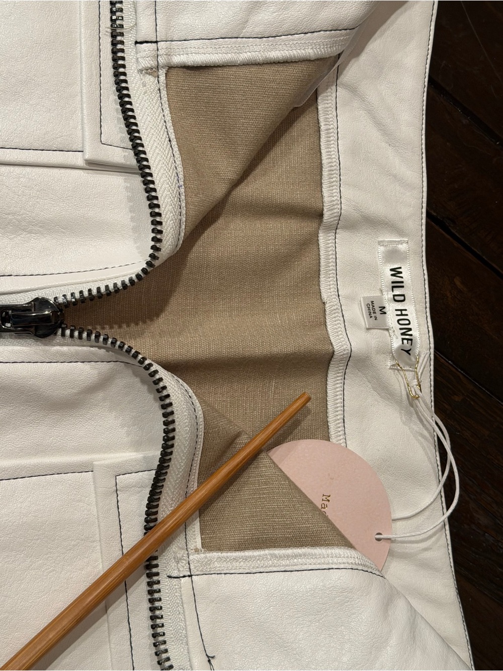 Wild Honey Ivory Front-Zip Utility Mini Skirt - Picture 5 of 10